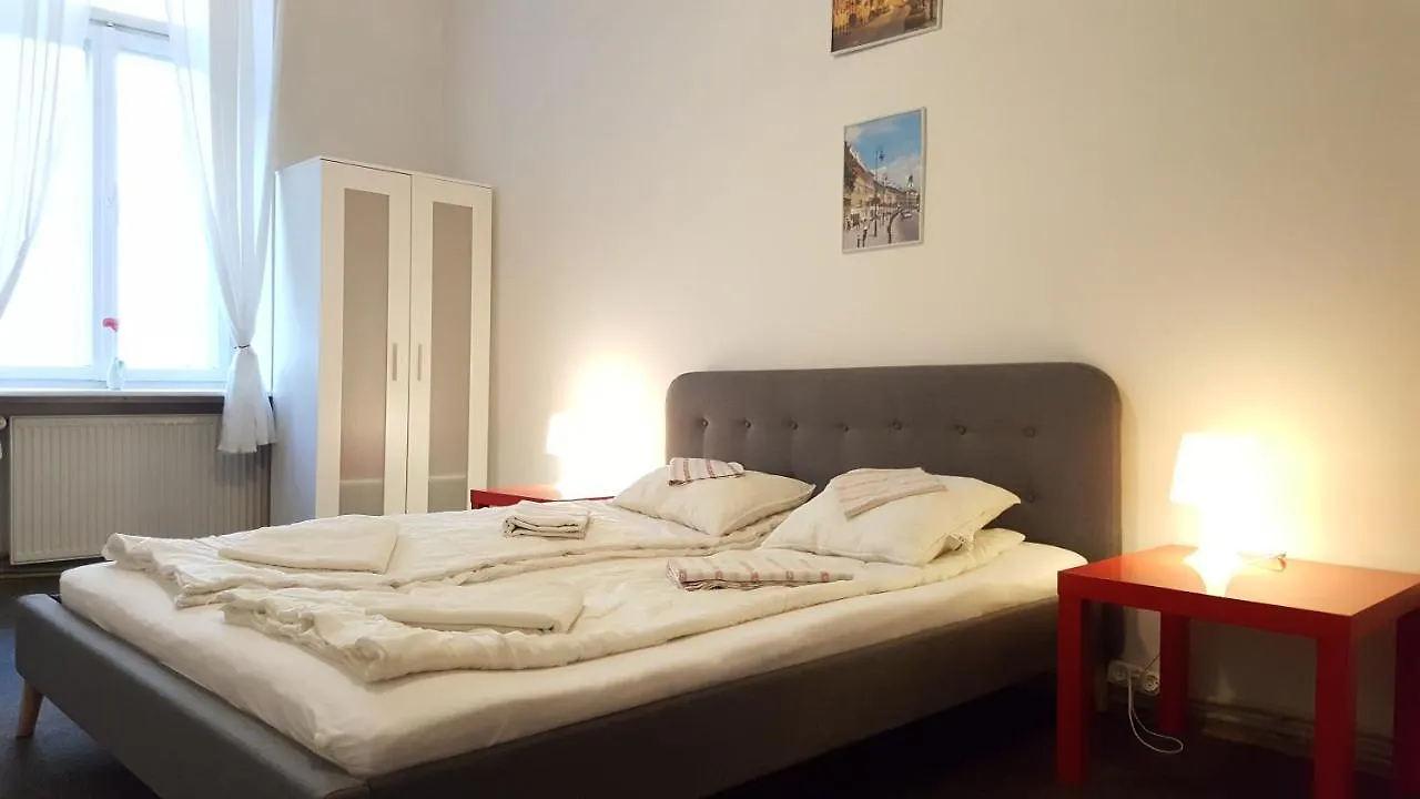 Hostel Witt Varsó 0*,  Lengyelország